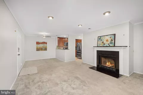 Living - 7802 Harrowgate Cir #C, Springfield, VA 22152 photo 3 of 5