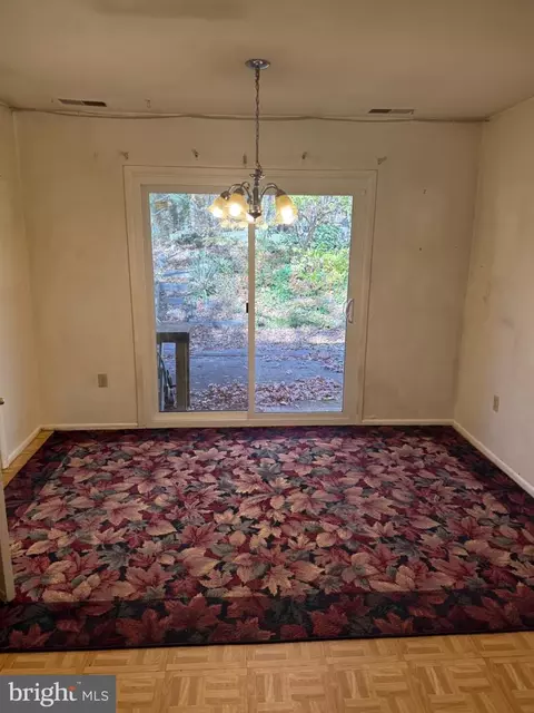 Dining - 8804 Strause, Springfield, VA 22153 photo 1 of 1