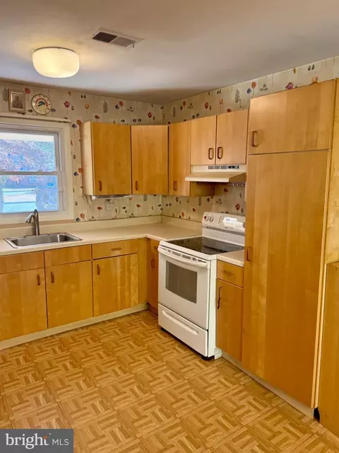 Kitchen - 8804 Strause, Springfield, VA 22153 photo 2 of 2