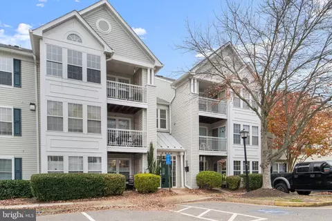 7510 Snowpea Ct J Snowpea Ct #201, Alexandria, VA 22306