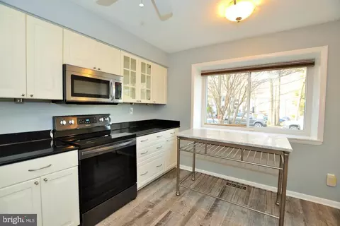2369 Generation Dr, Reston, VA 20191 photo 4