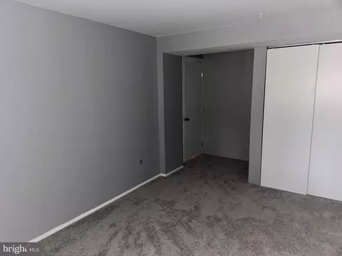 6703 Greenview Ln, Springfield, VA 22152 photo 35