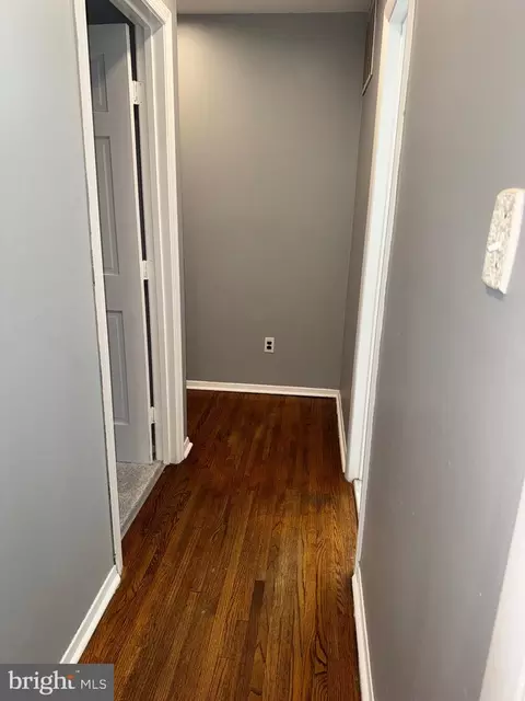 6703 Greenview Ln, Springfield, VA 22152 photo 23