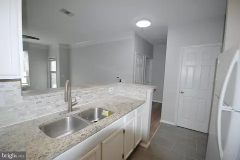 Entry Way - 1571 Spring Gate Dr #6209, Mclean, VA 22102 photo 1 of 1