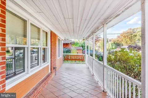 Exterior - 6719 Ruskin St, Springfield, VA 22150 photo 2 of 6