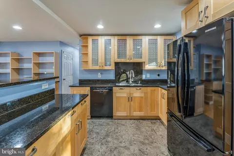 Kitchen - 6719 Ruskin St, Springfield, VA 22150 photo 5 of 5