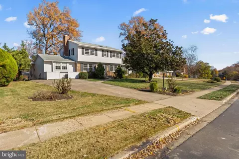 8120 Greeley Blvd, Springfield, VA 22152