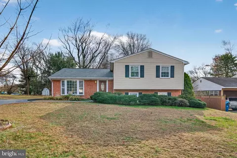 13603 Floris St, Herndon, VA 20171