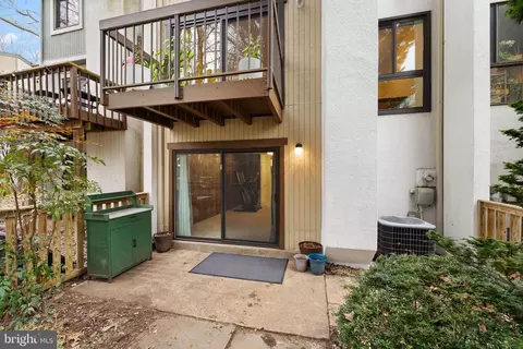 2345 Millennium Ln, Reston, VA 20191 photo 46