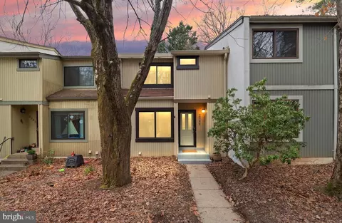 2345 Millennium Ln, Reston, VA 20191