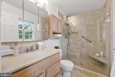7802 Birnam Wood Dr, Mclean, VA 22102 photo 23