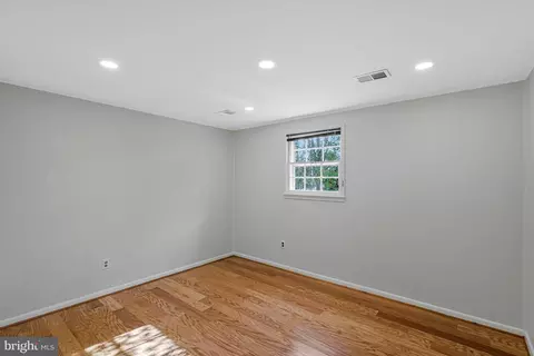 7802 Birnam Wood Dr, Mclean, VA 22102 photo 12