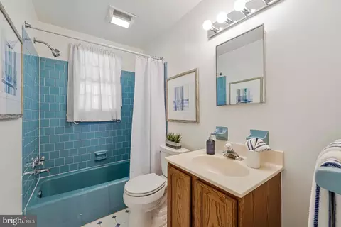 7802 Birnam Wood Dr, Mclean, VA 22102 photo 11
