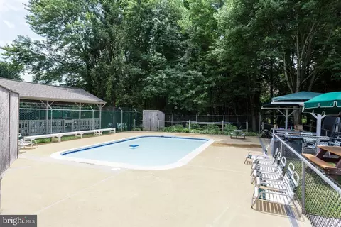 7802 Birnam Wood Dr, Mclean, VA 22102 photo 32