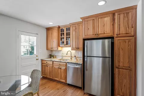 7802 Birnam Wood Dr, Mclean, VA 22102 photo 17