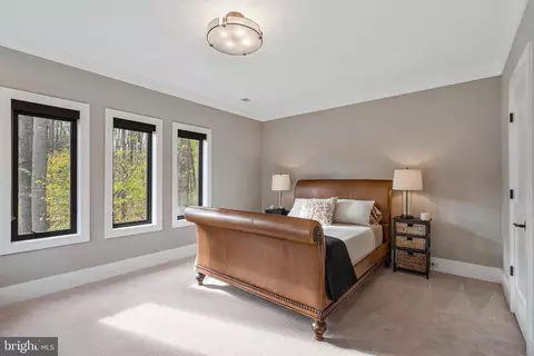 Bedroom - 1700 Brookside Ln, Vienna, VA 22182 photo 10 of 12