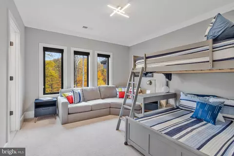 Bedroom - 1700 Brookside Ln, Vienna, VA 22182 photo 1 of 12