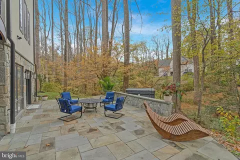 Exterior - 1700 Brookside Ln, Vienna, VA 22182 photo 20 of 24