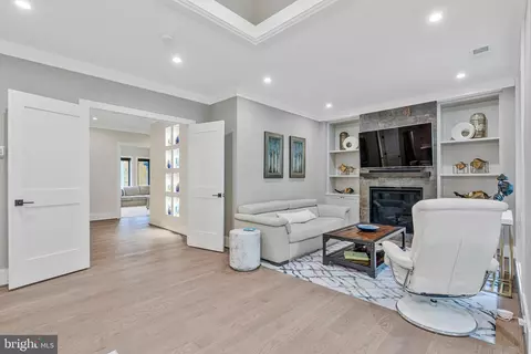 Other - 1700 Brookside Ln, Vienna, VA 22182 photo 5 of 31