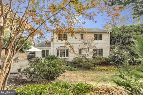 Exterior - 7724 Desdemona Ct, Mclean, VA 22102 photo 9 of 9