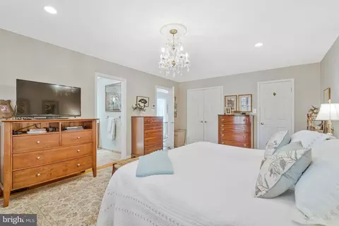 Bedroom - 7724 Desdemona Ct, Mclean, VA 22102 photo 5 of 8