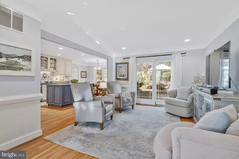 Living - 7724 Desdemona Ct, Mclean, VA 22102 photo 1 of 3