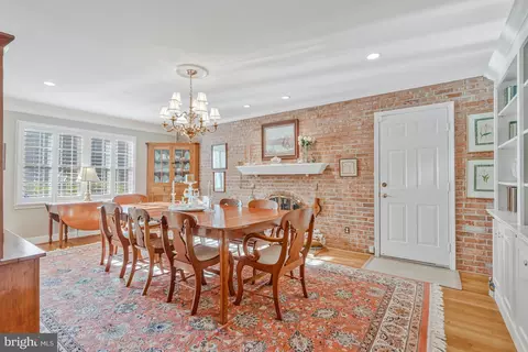 Dining - 7724 Desdemona Ct, Mclean, VA 22102 photo 3 of 4