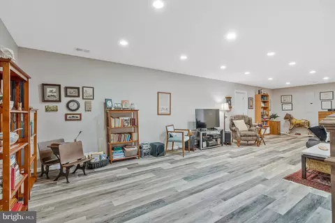 Other - 7724 Desdemona Ct, Mclean, VA 22102 photo 12 of 16