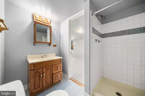 Bath - 7457 Long Pine Dr, Springfield, VA 22151 photo 3 of 3