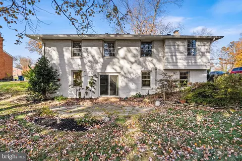 Exterior - 7457 Long Pine Dr, Springfield, VA 22151 photo 4 of 4