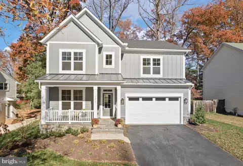 1416 Desale St SW, Vienna, VA 22180