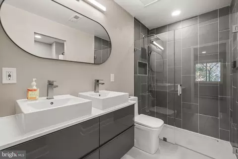 2152 Glencourse Ln, Reston, VA 20191 photo 22