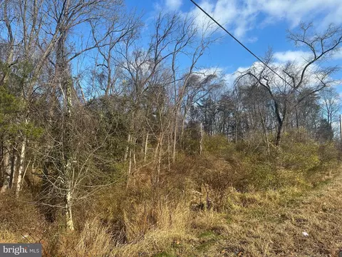 10518 Leesburg Pike, Vienna, VA 22182