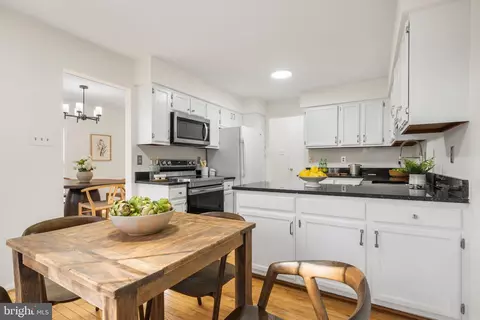 Kitchen - 5658 Sutherland Ct, Burke, VA 22015 photo 1 of 3