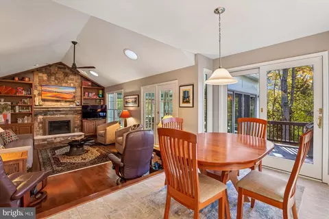 Dining - 5608 Doolittle St, Burke, VA 22015 photo 4 of 4