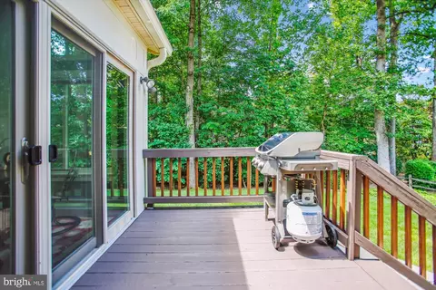 Exterior - 5608 Doolittle St, Burke, VA 22015 photo 7 of 14