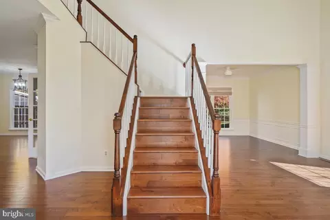 2442 Arctic Fox Way, Reston, VA 20191 photo 5