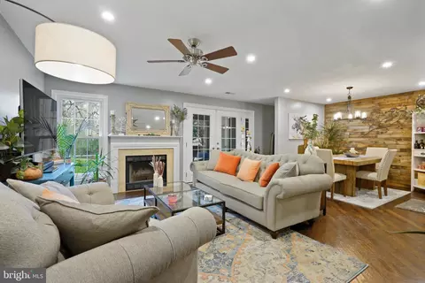 1435 Church Hill Pl, Reston, VA 20194