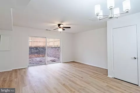7619 Tiverton Dr, Springfield, VA 22152 photo 6