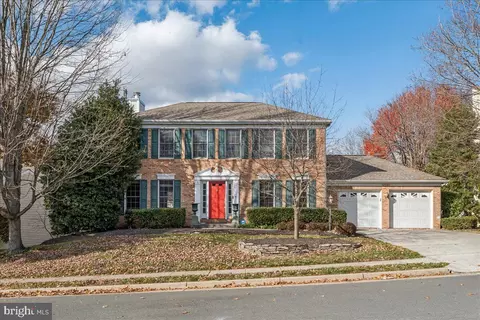12546 Rock Ridge Rd, Herndon, VA 20170