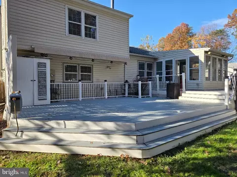 Exterior - 2335 Rosedown Dr, Reston, VA 20191 photo 7 of 7