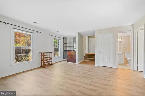 Living - 2335 Rosedown Dr, Reston, VA 20191 photo 1 of 2