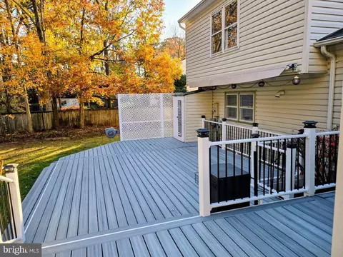 Exterior - 2335 Rosedown Dr, Reston, VA 20191 photo 6 of 7