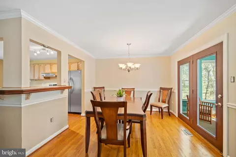 Dining - 2335 Rosedown Dr, Reston, VA 20191 photo 2 of 2