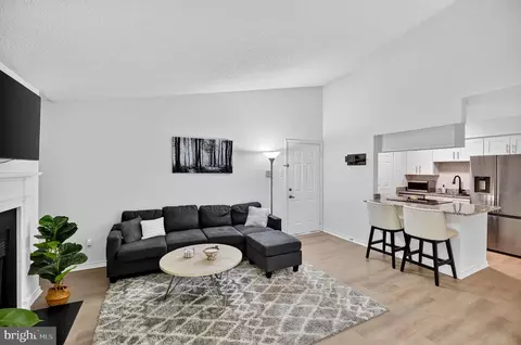 1530 Lincoln Way #302, Mclean, VA 22102