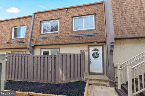 3878 Havenwood Pl #75D, Alexandria, VA 22309