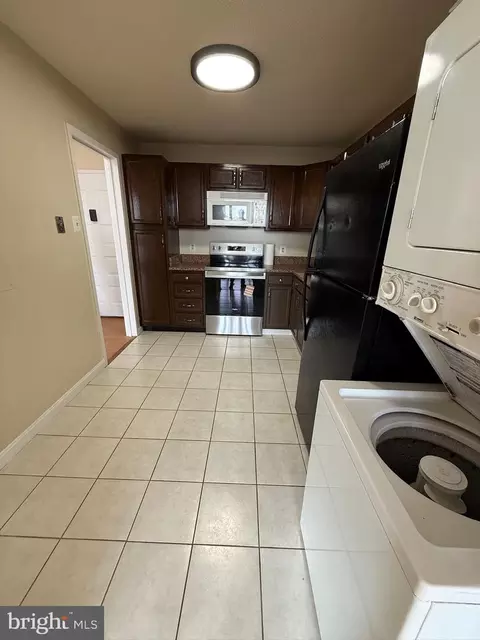 Kitchen - 6800 Fleetwood Rd #803, Mclean, VA 22101 photo 1 of 2