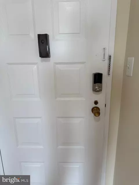 Entry Way - 6800 Fleetwood Rd #803, Mclean, VA 22101 photo 1 of 2
