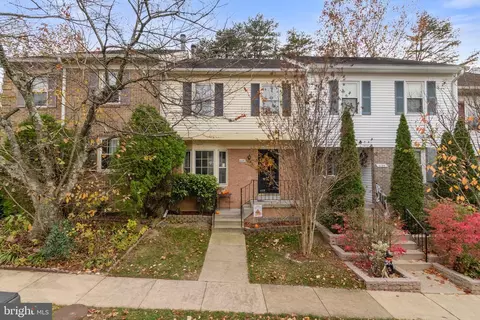 6057 Crown Royal Cir, Alexandria, VA 22310