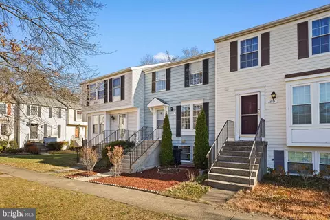 6917 Villa Del Rey Ct, Springfield, VA 22150